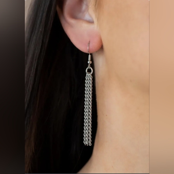 Retro Prairies Multi Necklace and Earrings Set. - Picture 3 of 5